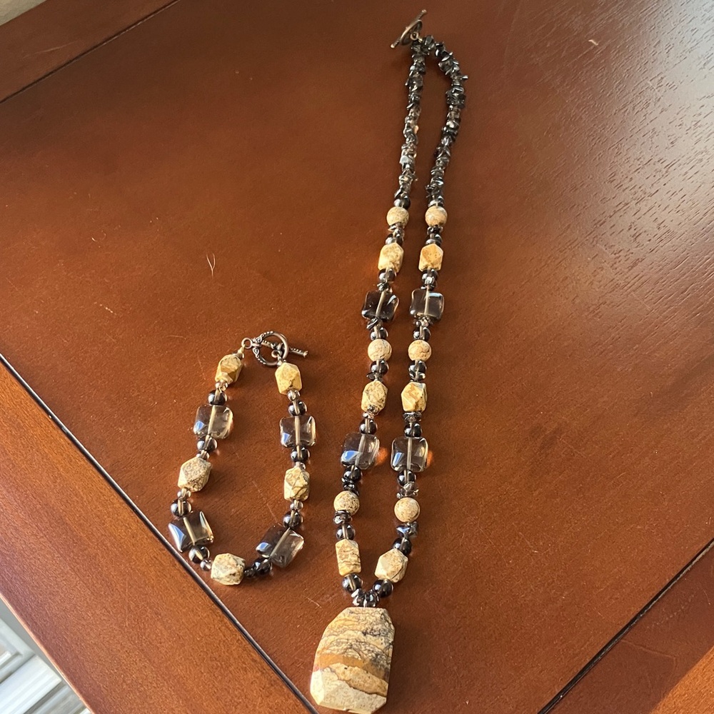 Brown Beaded Necklace and Bracelet Set